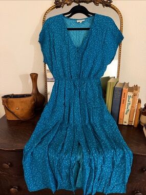 Studio B by Bobeau Teal Blue Floral V-Neck Maxi Dress